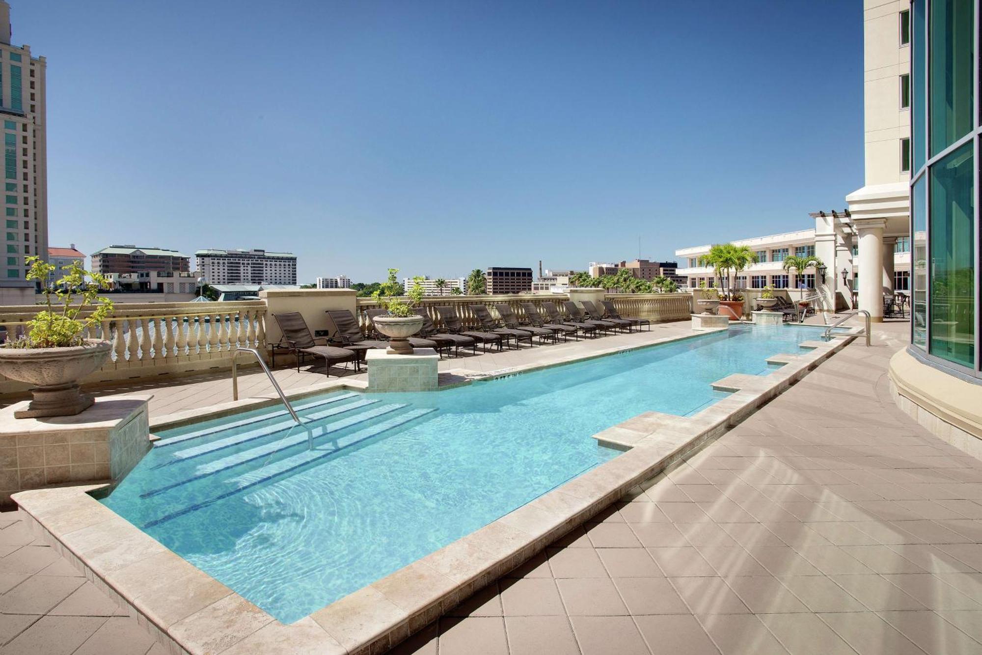 Embassy Suites By Hilton Tampa Downtown Convention Center Exterior photo