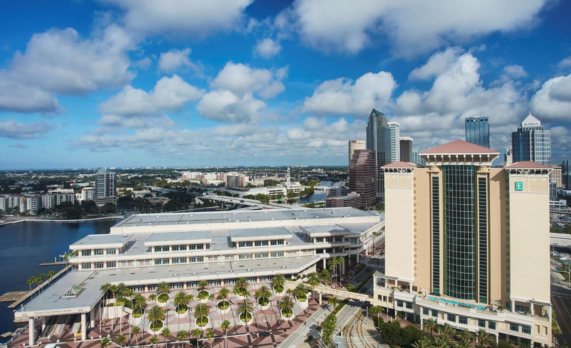 Embassy Suites By Hilton Tampa Downtown Convention Center Exterior photo